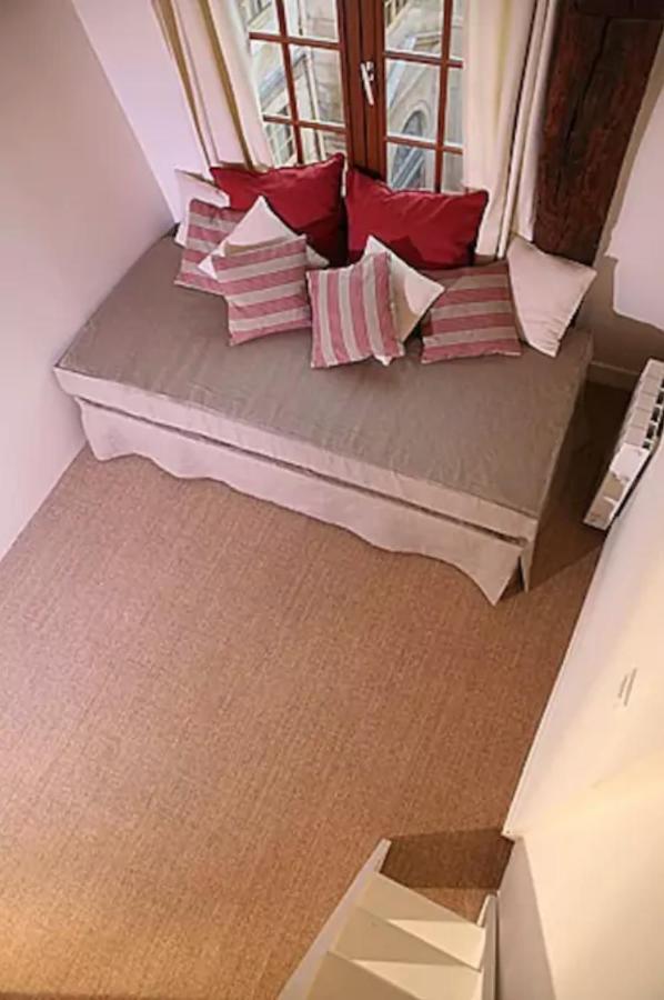 파리 Charming Cosy Triplex In Trendy Marais 아파트 외부 사진